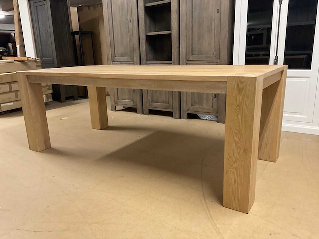 Maud eetkamertafel - afbeelding 4 van  11