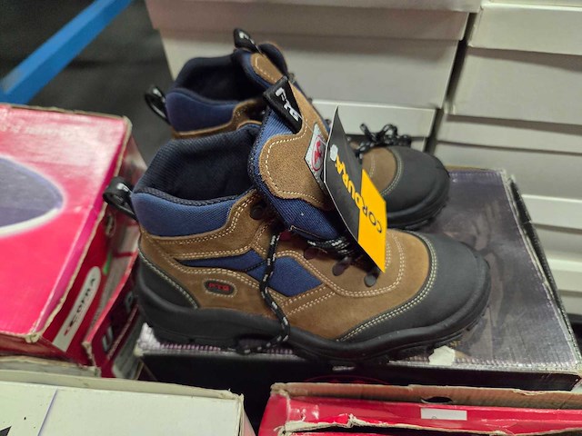 Maurer/timberland/cofra/jds - veiligheidsschoenen/vrijetijdsschoenen (64x) - afbeelding 1 van  7