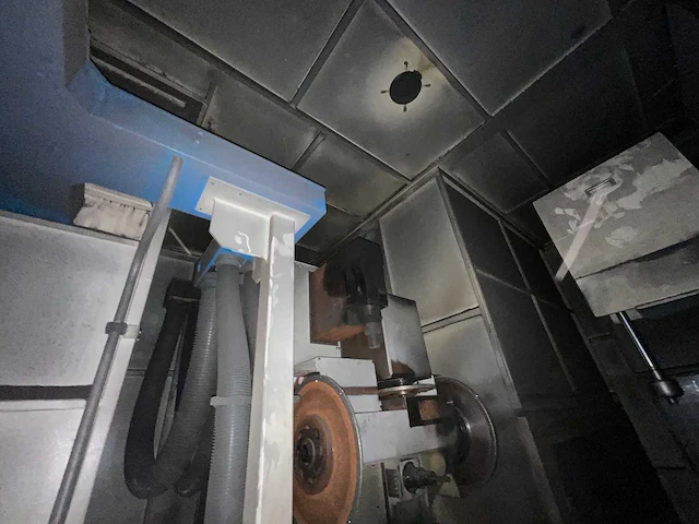 Maus - 2008 - sam1200 - slijp- en afbraammachine - afbeelding 21 van  25