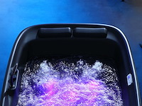 Mawialux 2-persoons vrijstaand massagebad mat zwart met bluetooth - afbeelding 8 van  10