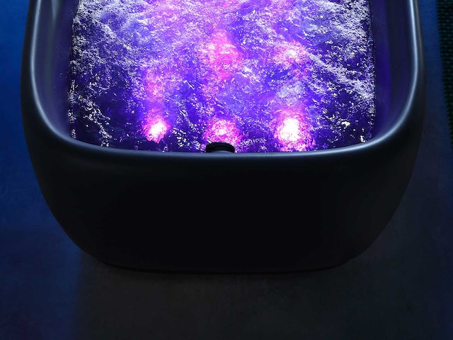 Mawialux 2-persoons vrijstaand massagebad mat zwart met bluetooth - afbeelding 9 van  10