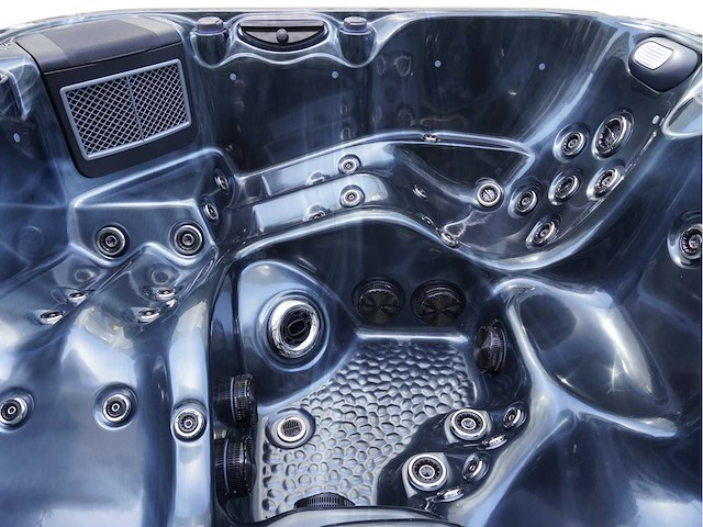 Mawialux 5-persoons buitenspa met balboa en bluetooth - afbeelding 23 van  27