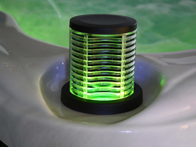 Mawialux 5-persoons buitenspa met balboa en wifi (bomvol opties en 140 massage jets) - grijze binnenkuip - afbeelding 95 van  98