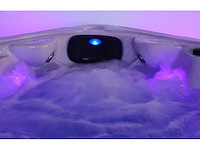 Mawialux 5-persoons buitenspa met balboa en wifi (bomvol opties en 140 massage jets) - keuze uit 3 kuip kleuren - afbeelding 38 van  207