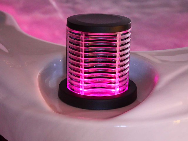 Mawialux 5-persoons buitenspa met balboa en wifi (bomvol opties en 140 massage jets) - keuze uit 3 kuip kleuren - afbeelding 46 van  207