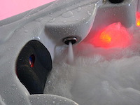 Mawialux 5-persoons buitenspa met balboa en wifi (bomvol opties en 140 massage jets) - keuze uit 3 kuip kleuren - afbeelding 97 van  207