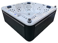 Mawialux 5-persoons buitenspa met balboa en wifi (bomvol opties en 140 massage jets) - keuze uit 3 kuip kleuren - afbeelding 141 van  207
