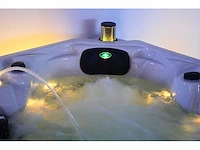 Mawialux 5-persoons buitenspa met balboa en wifi (bomvol opties en 83 massage jets) - grijze kuipkleur - afbeelding 25 van  131