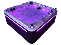 Mawialux 5-persoons buitenspa met balboa en wifi (bomvol opties en 83 massage jets) - keuze uit 3 kuip kleuren - afbeelding 20 van  145