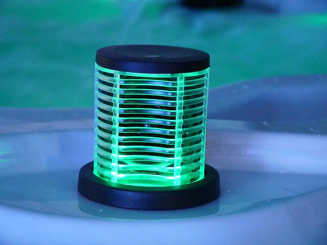 Mawialux 5-persoons buitenspa met balboa en wifi (bomvol opties en 83 massage jets) - keuze uit 3 kuip kleuren - afbeelding 26 van  145