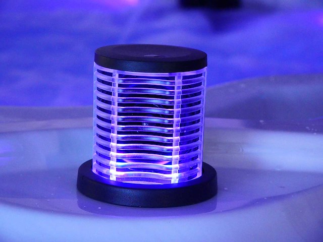 Mawialux 5-persoons buitenspa met balboa en wifi (bomvol opties en 83 massage jets) - keuze uit 3 kuip kleuren - afbeelding 28 van  145