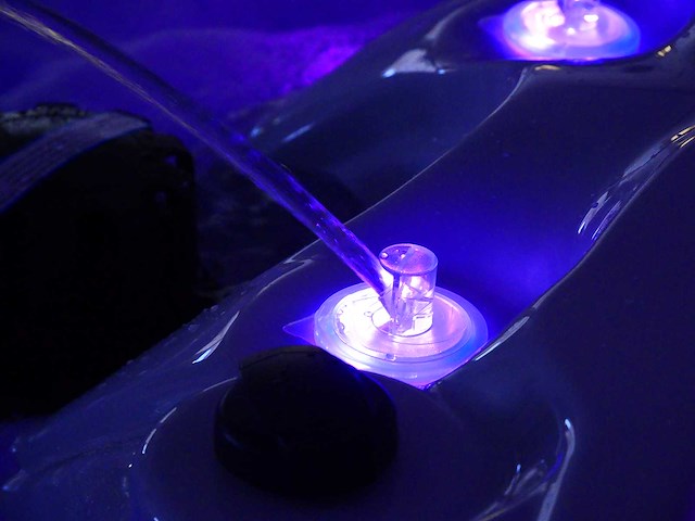 Mawialux 5-persoons buitenspa met balboa en wifi (bomvol opties en 83 massage jets) - keuze uit 3 kuip kleuren - afbeelding 39 van  145