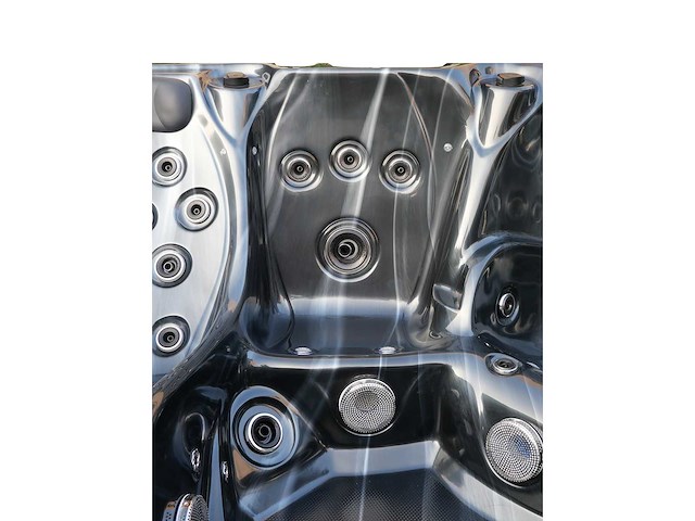 Mawialux 5-persoons buitenspa met balboa en wifi (bomvol opties en 83 massage jets) - keuze uit 3 kuip kleuren - afbeelding 78 van  145