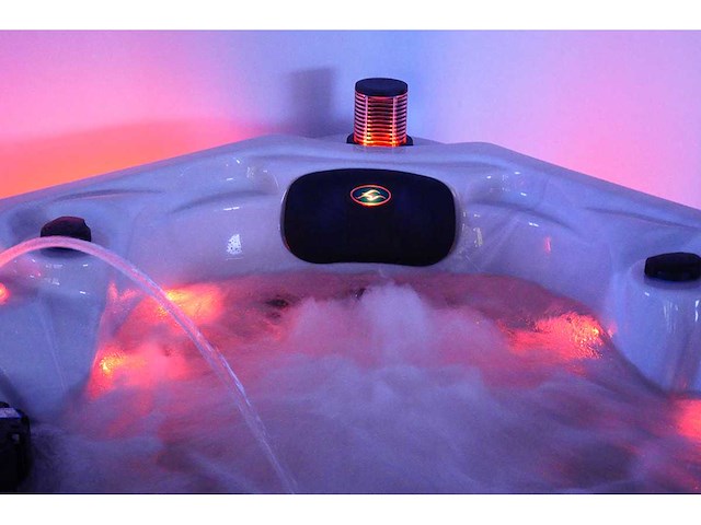Mawialux 5-persoons buitenspa met balboa en wifi en 83 massage jets - grijze kuipkleur - afbeelding 4 van  130