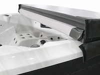 Mawialux 5-persoons buitenspa met bluetooth - witte binnenkuip - afbeelding 5 van  7