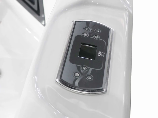 Mawialux 5-persoons buitenspa met bluetooth - witte binnenkuip - afbeelding 12 van  12