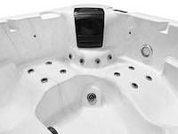 Mawialux 5-persoons plug and play buitenspa (1x 220v stekker) - witte binnenkuip - afbeelding 6 van  9