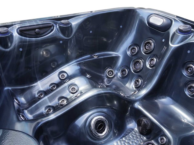 Mawialux 6-persoons buitenspa met balboa en biuetooth - zwart - afbeelding 24 van  25