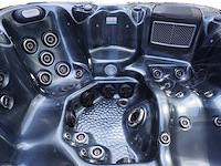 Mawialux 6-persoons buitenspa met balboa en biuetooth - afbeelding 21 van  25