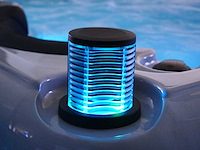 Mawialux 6-persoons buitenspa met balboa en wifi (bomvol opties en 117 massage jets) - afbeelding 15 van  123