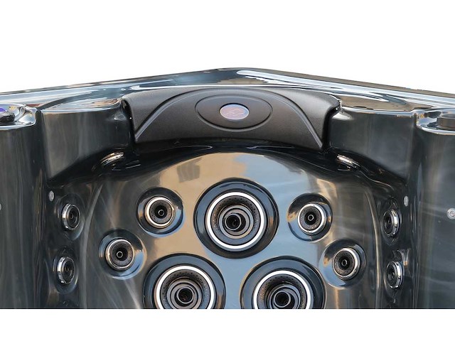 Mawialux 6-persoons buitenspa met balboa en wifi (bomvol opties en 117 massage jets) - afbeelding 31 van  123