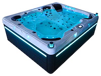 Mawialux 6-persoons buitenspa met balboa en wifi (bomvol opties en 117 massage jets) - afbeelding 71 van  123