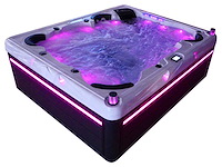 Mawialux 6-persoons buitenspa met balboa en wifi (bomvol opties en 117 massage jets) - afbeelding 76 van  123