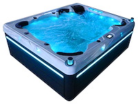 Mawialux 6-persoons buitenspa met balboa en wifi (bomvol opties en 117 massage jets) - afbeelding 79 van  123