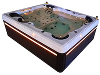 Mawialux 6-persoons buitenspa met balboa en wifi (bomvol opties en 117 massage jets) - afbeelding 83 van  123