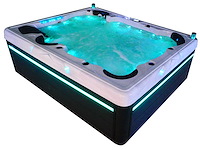 Mawialux 6-persoons buitenspa met balboa en wifi (bomvol opties en 117 massage jets) - afbeelding 89 van  123