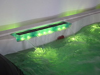 Mawialux 6-persoons buitenspa met balboa en wifi (bomvol opties en 117 massage jets) - afbeelding 114 van  123