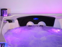Mawialux 6-persoons buitenspa met balboa en wifi (bomvol opties en 117 massage jets) - afbeelding 121 van  123