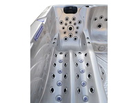 Mawialux 6-persoons buitenspa met balboa en wifi (bomvol opties en 121 massage jets) - keuze uit 3 kuip kleuren - afbeelding 24 van  131