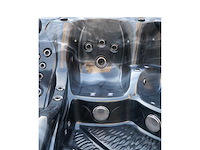 Mawialux 6-persoons buitenspa met balboa en wifi (bomvol opties en 121 massage jets) - keuze uit 3 kuip kleuren - afbeelding 33 van  81