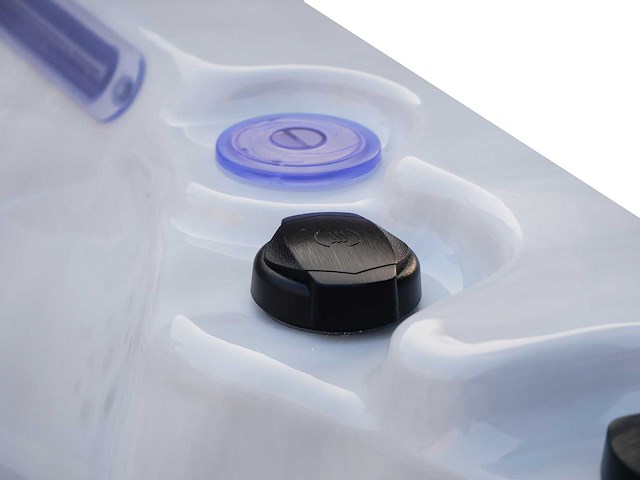 Mawialux 6-persoons buitenspa met balboa en wifi (bomvol opties en 150 massage jets) - keuze uit 3 kuip kleuren - afbeelding 100 van  144