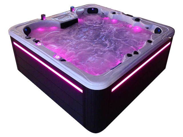 Mawialux 6-persoons buitenspa met balboa en wifi (bomvol opties en 150 massage jets) - zwarte binnenkuip - afbeelding 52 van  67