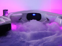 Mawialux 6-persoons buitenspa met balboa en wifi (bomvol opties en 150 massage jets) - zwarte binnenkuip - afbeelding 63 van  69
