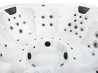 Mawialux 6-persoons buitenspa met bluetooth - witte binnenkuip - afbeelding 11 van  13