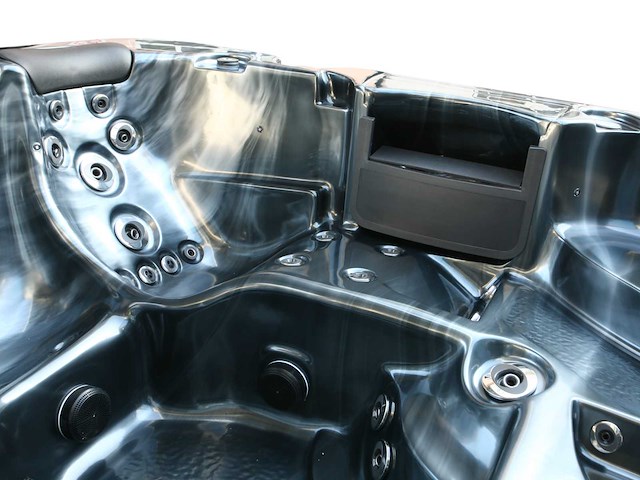 Mawialux 6-persoons buitenspa met bluetooth - zwart - afbeelding 5 van  27