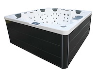 Mawialux 6-persoons buitenspa met bluetooth - afbeelding 12 van  20