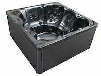 Mawialux 6-persoons plug and play buitenspa (1x 220v stekker) - zwarte binnenkuip - afbeelding 6 van  9