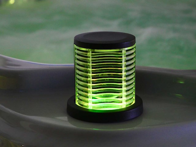 Mawialux 7-persoons buitenspa met balboa en wifi (bomvol opties en 100 massage jets) - keuze uit 3 kuip kleuren - afbeelding 54 van  157