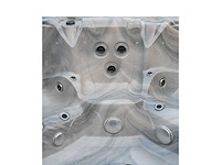 Mawialux 7-persoons buitenspa met balboa en wifi (bomvol opties en 100 massage jets) - keuze uit 3 kuip kleuren - afbeelding 107 van  157