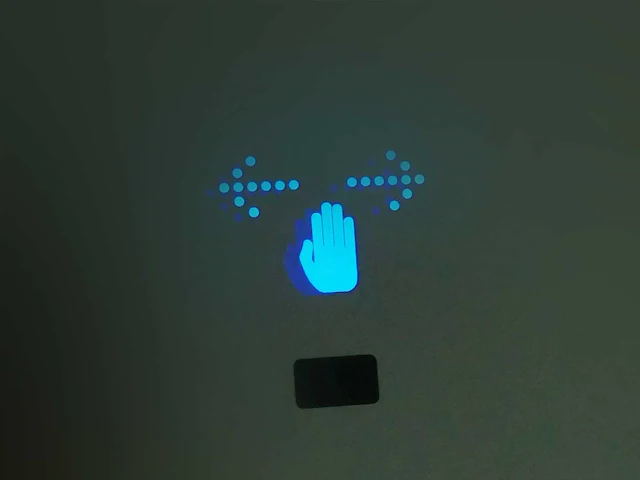 Mawialux design led spiegel met beweging sensor (140/150/160/180 cm breedte keuze) - afbeelding 11 van  11
