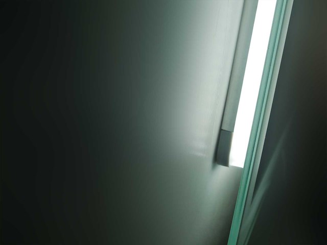 Mawialux design led spiegel met beweging sensor (150/160/180 cm breedte keuze) - afbeelding 1 van  3