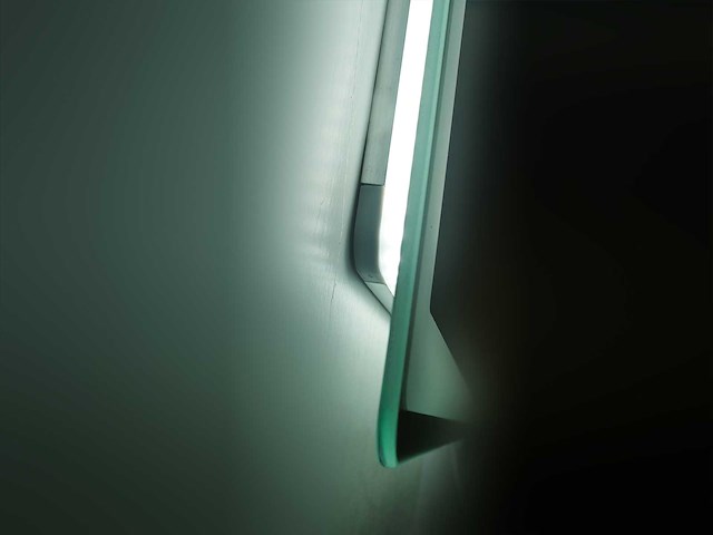 Mawialux design led spiegel met beweging sensor (80/100/120/140cm breedte keuze) - afbeelding 4 van  9