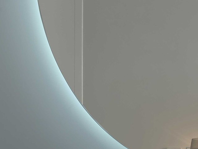 Mawialux half rond design led spiegel (80-120cm keuze) - afbeelding 4 van  7