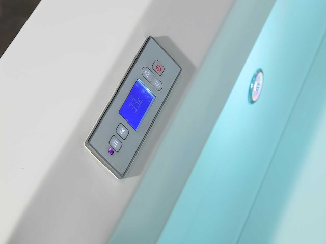 Mawialux vrijstaand massagebad met waterval - afbeelding 13 van  21