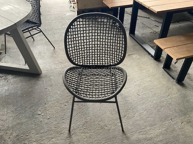Max & luuk - dylan - garden table - afbeelding 2 van  8