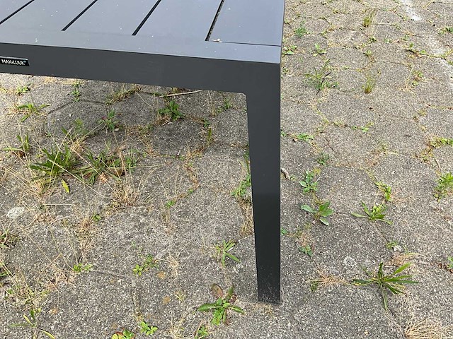 Max & luuk - garden table - afbeelding 5 van  5